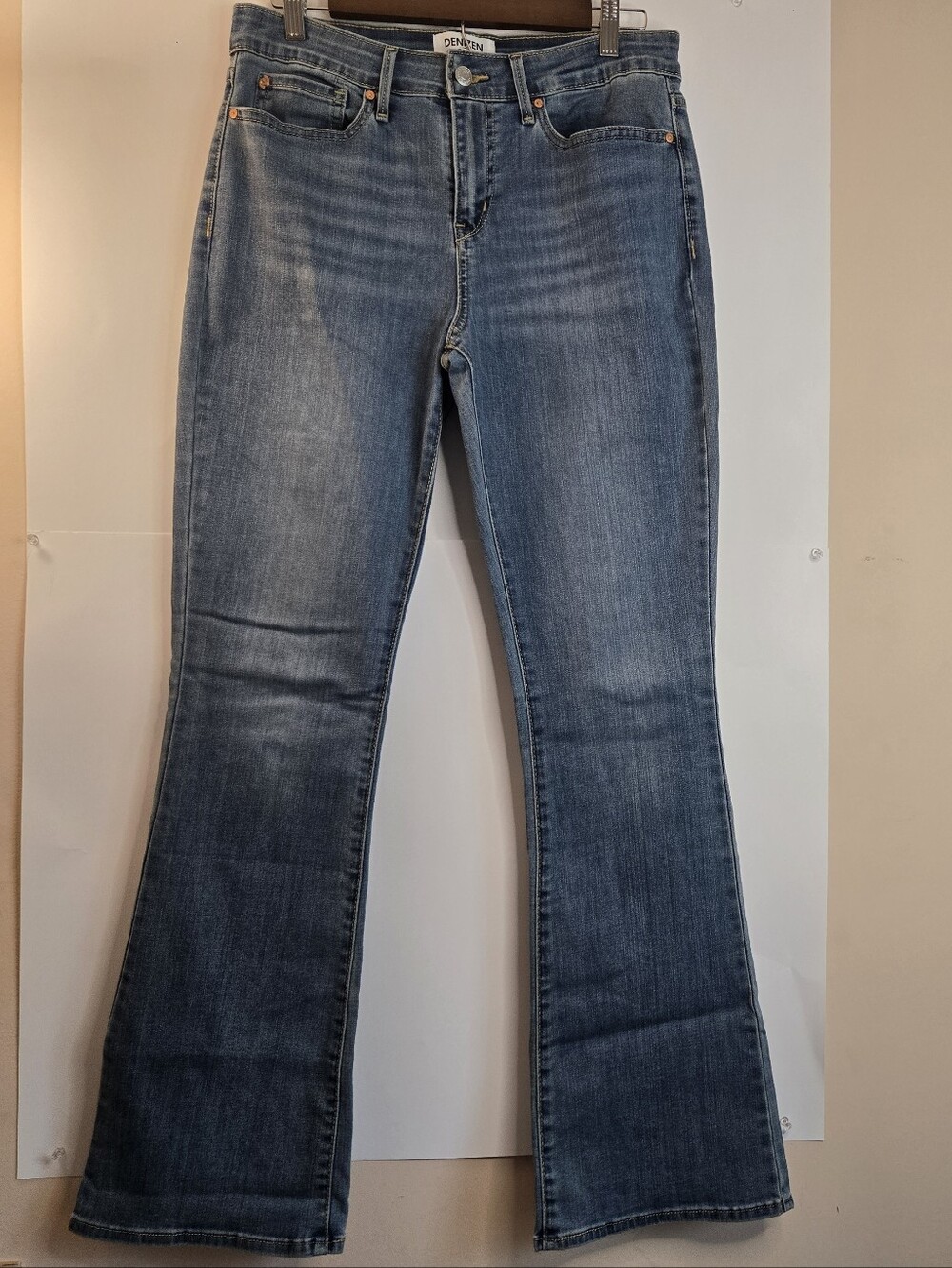 Denizen from Levi's Women's Bootcut Mid-rise Medium Blue Jeans